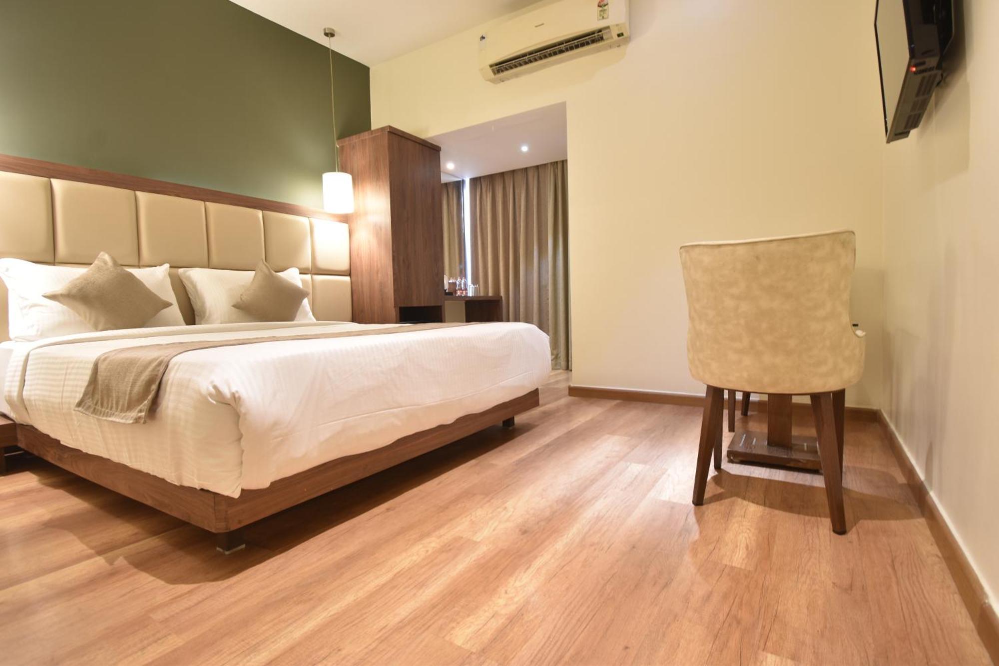 Hotel The Aarya A Smart Business