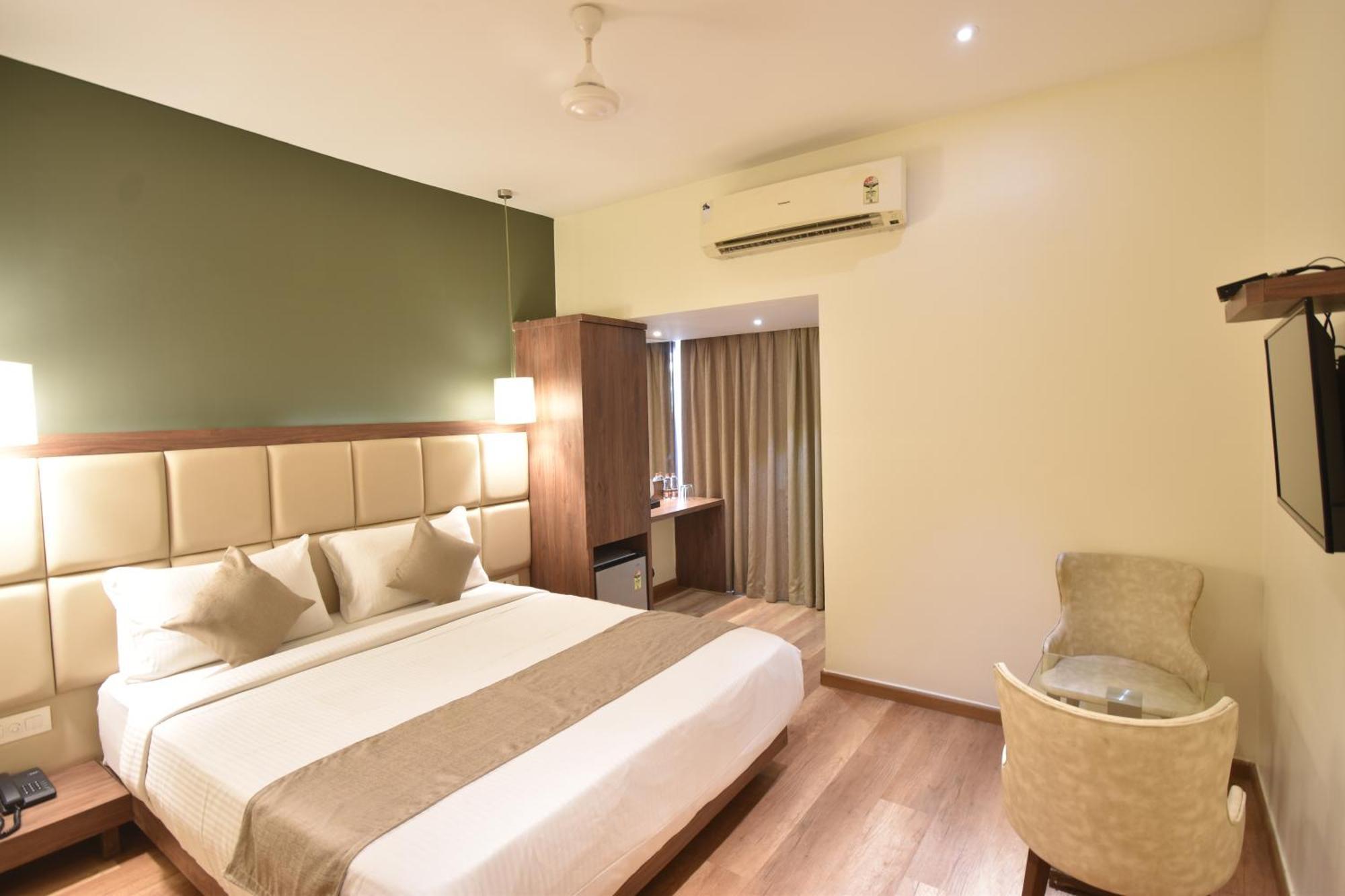 Hotel The Aarya A Smart Business