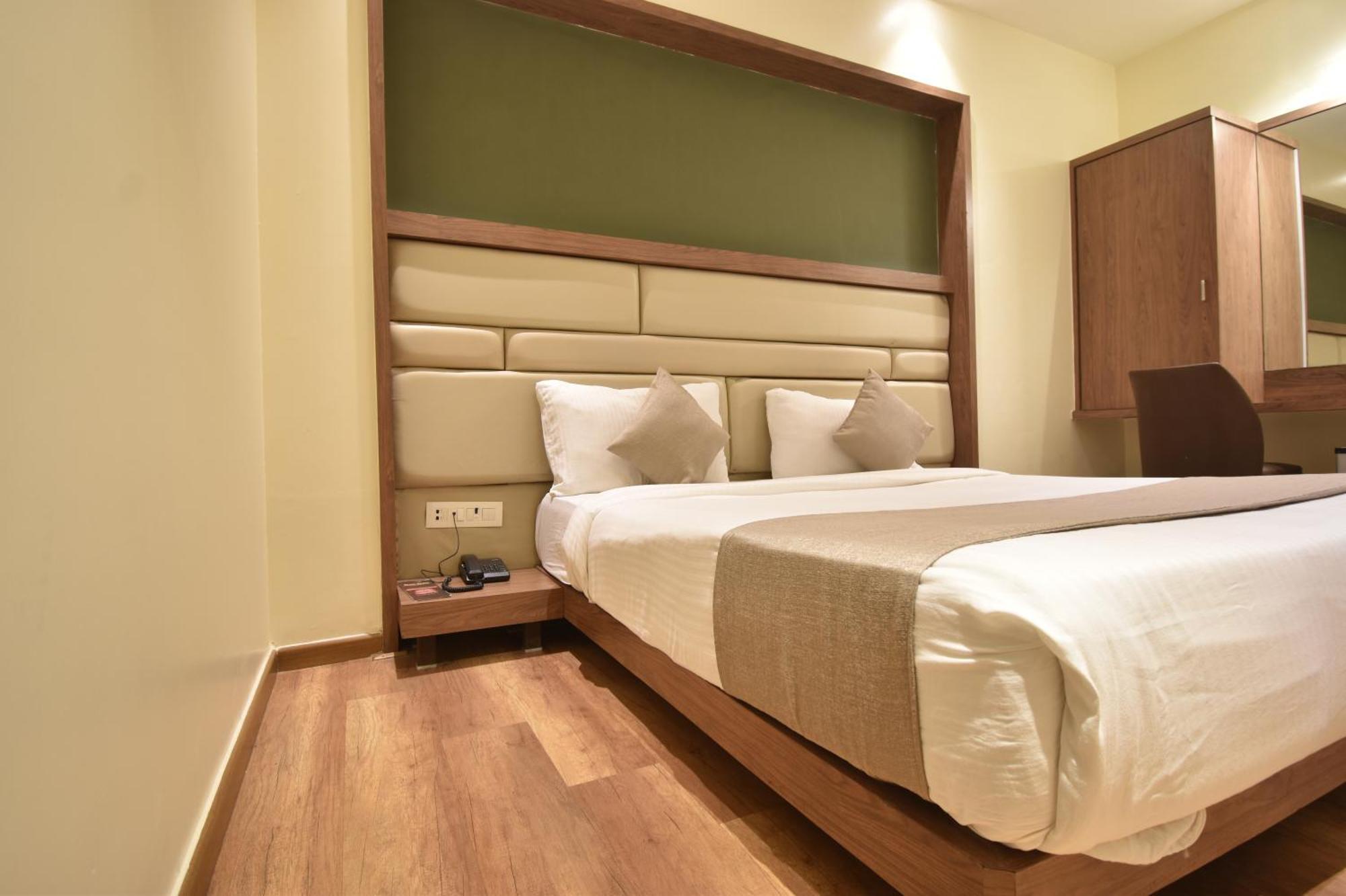 The Aarya A Smart Business 3* Mumbai
