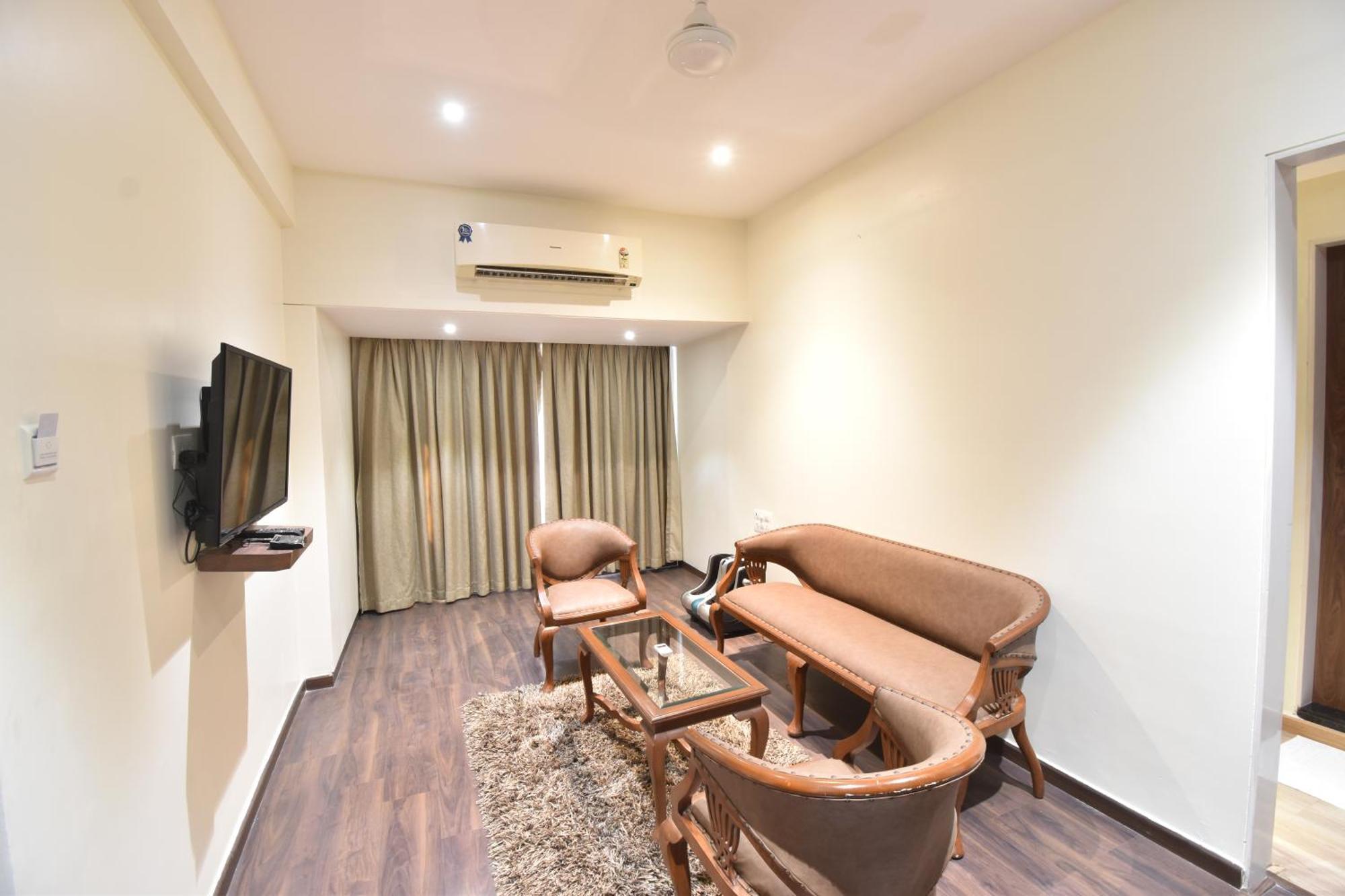 Hotel The Aarya A Smart Business 3*