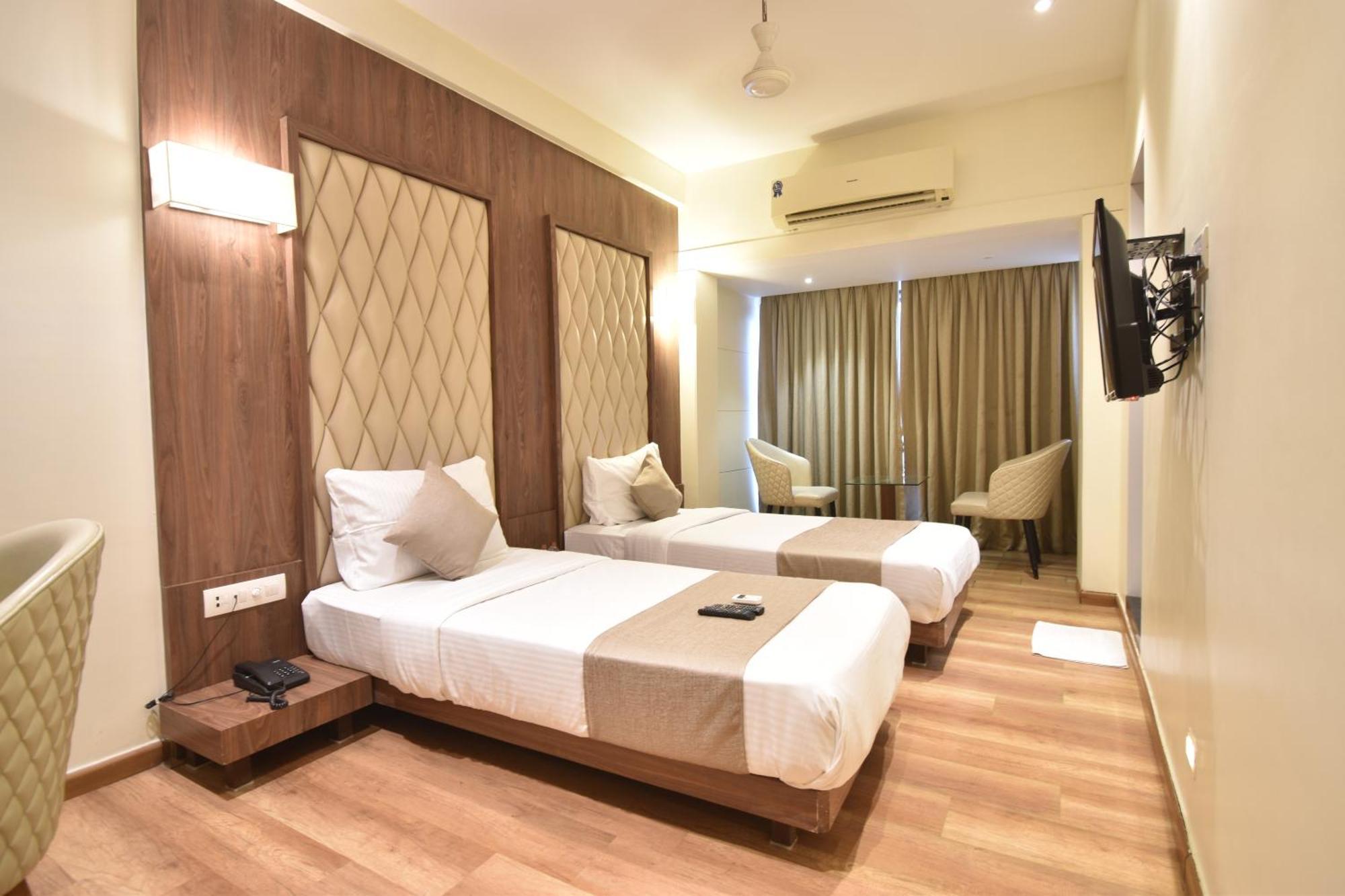 Hotel The Aarya A Smart Business 3*