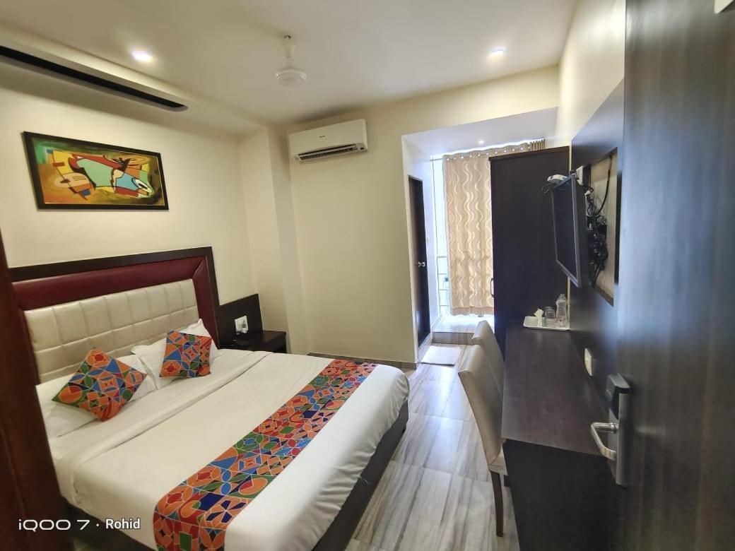 Glitz Axis International - Nr Iit & T2 3*
