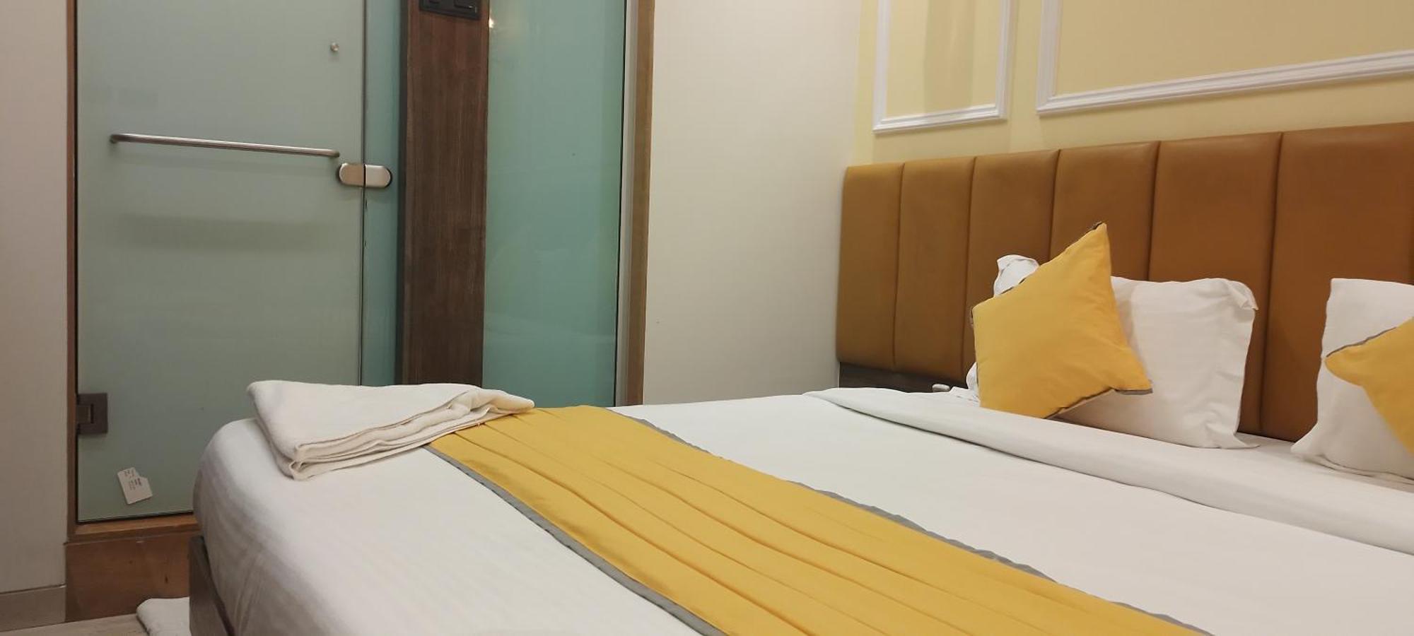 Hotel Shine Hospitality Group