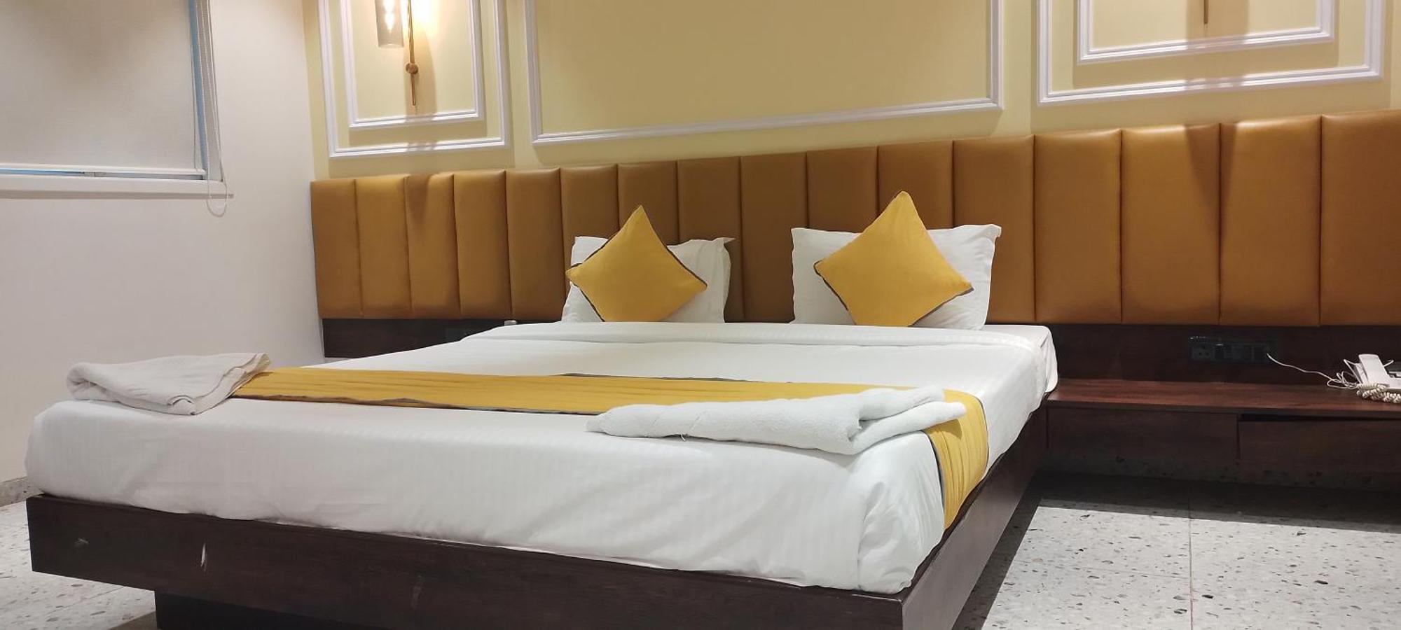 Shine Hospitality Group Hotel