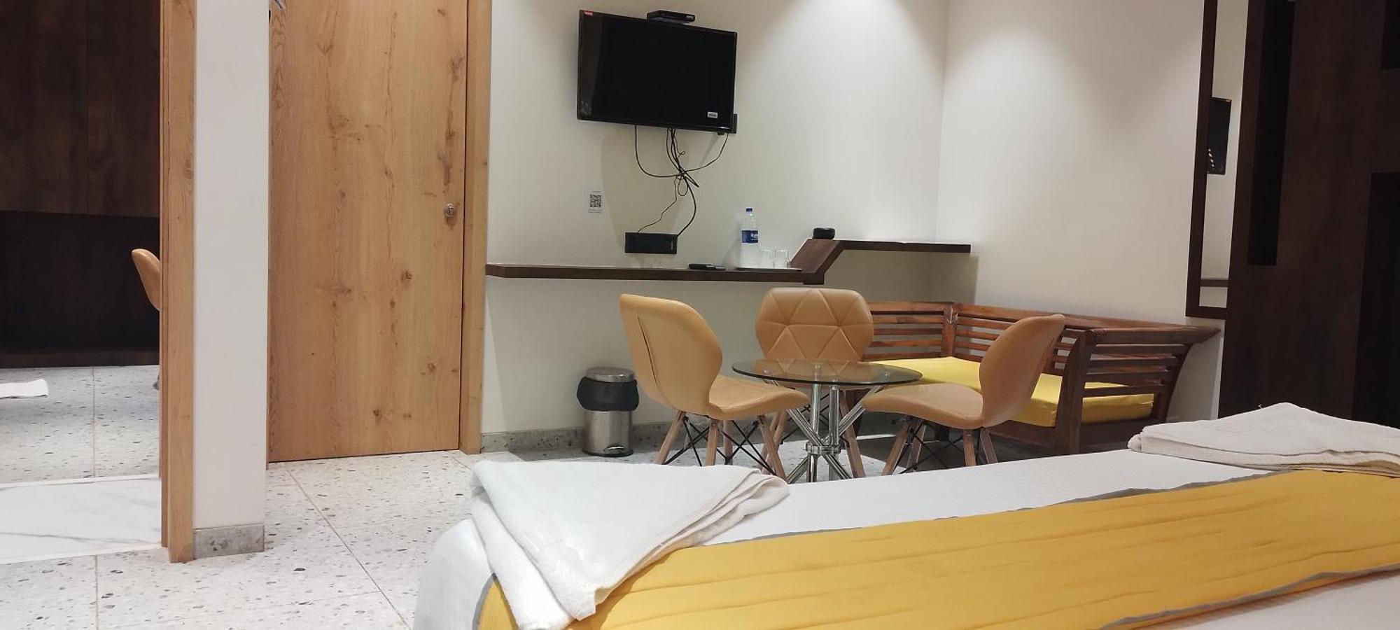 Shine Hospitality Group Hotel 2*