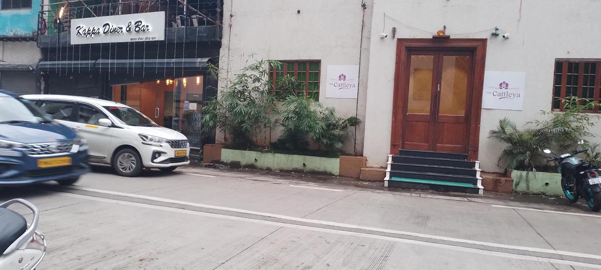 Shine Hospitality Group 2* Mumbai