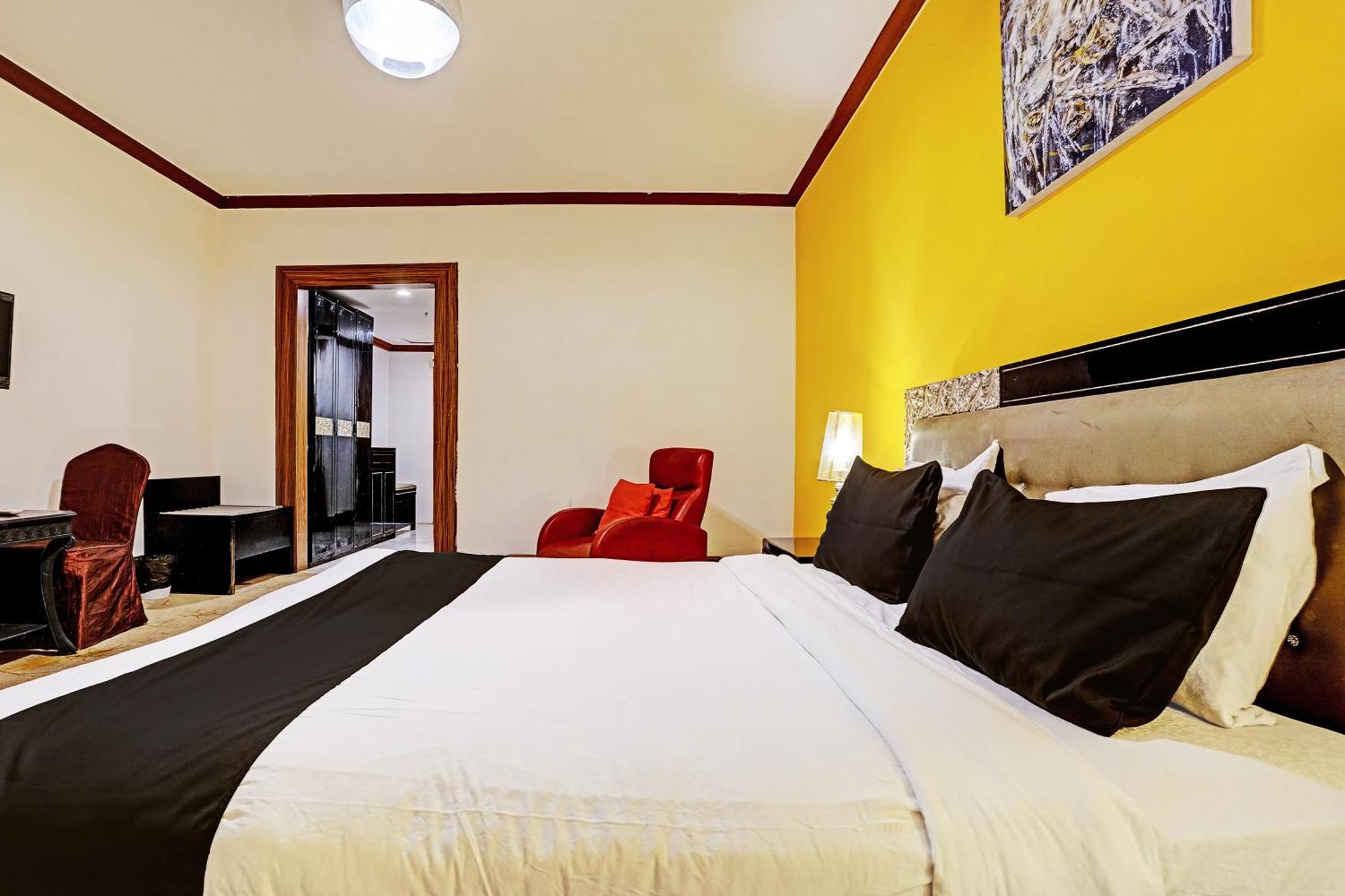 Hotel Townhouse Royal Palms - Lily 4*