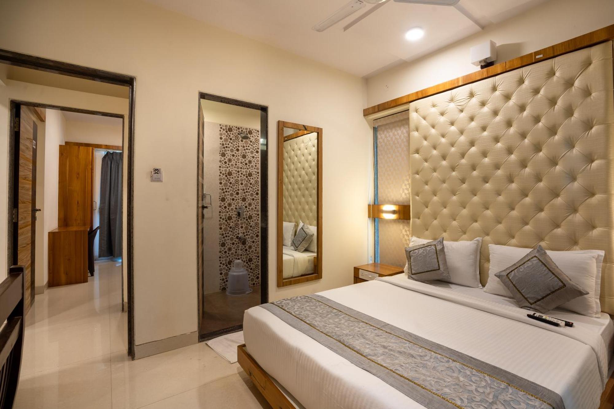 Home2 And Service Apartments, Airport Apartment