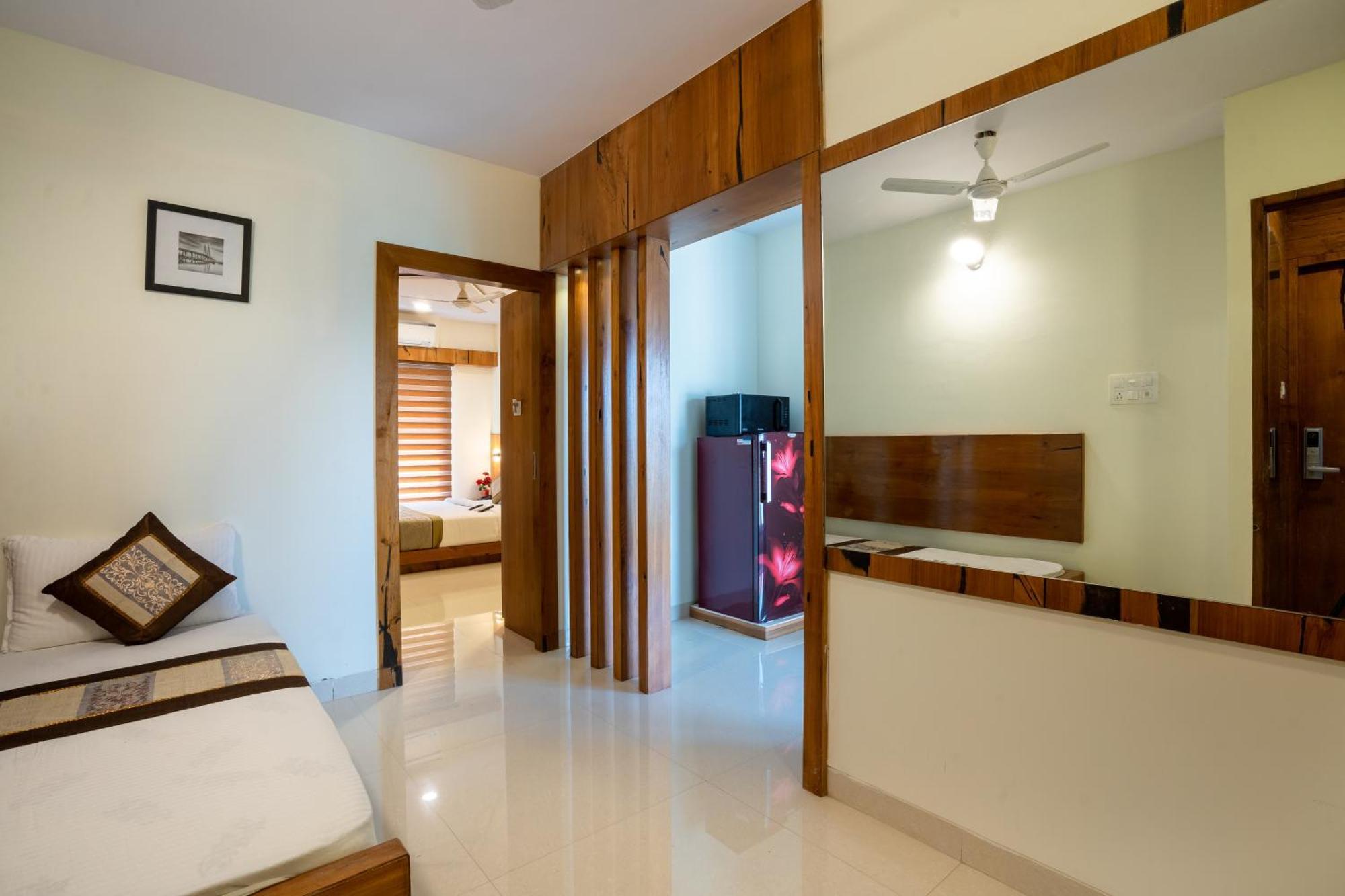 Home2 And Service Apartments, Airport Apartment