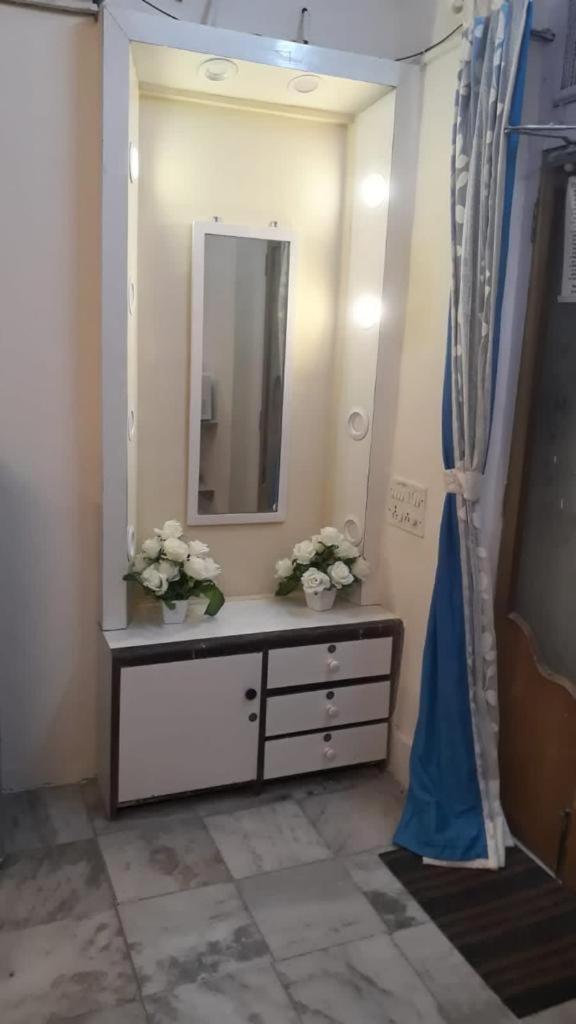 Ground Floor Khar Apartment