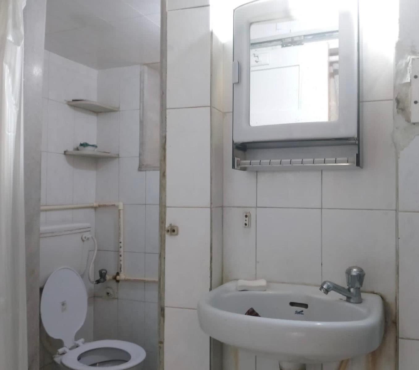 Apartment Ground Floor Khar *