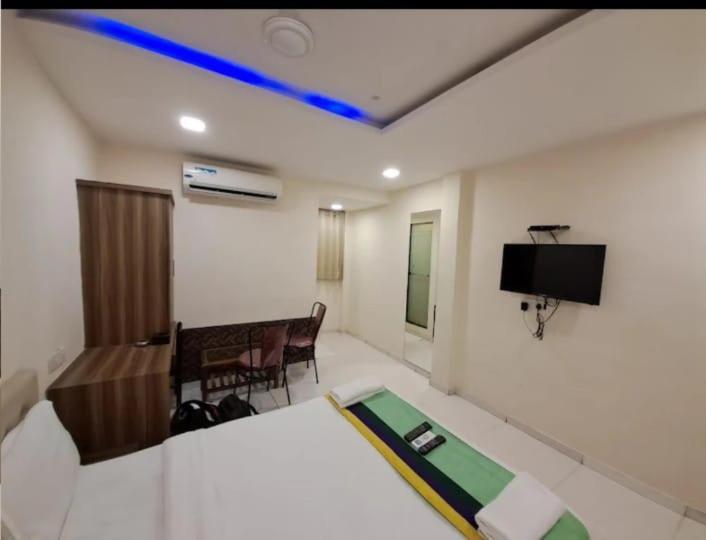 Galaxy Hotel