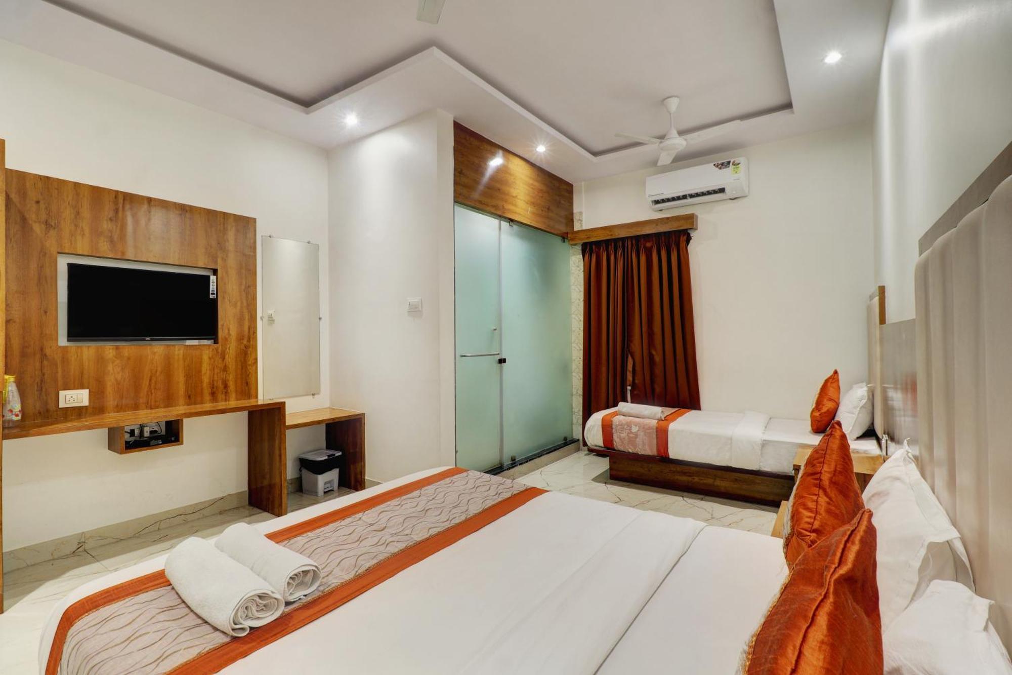 Hotel A K