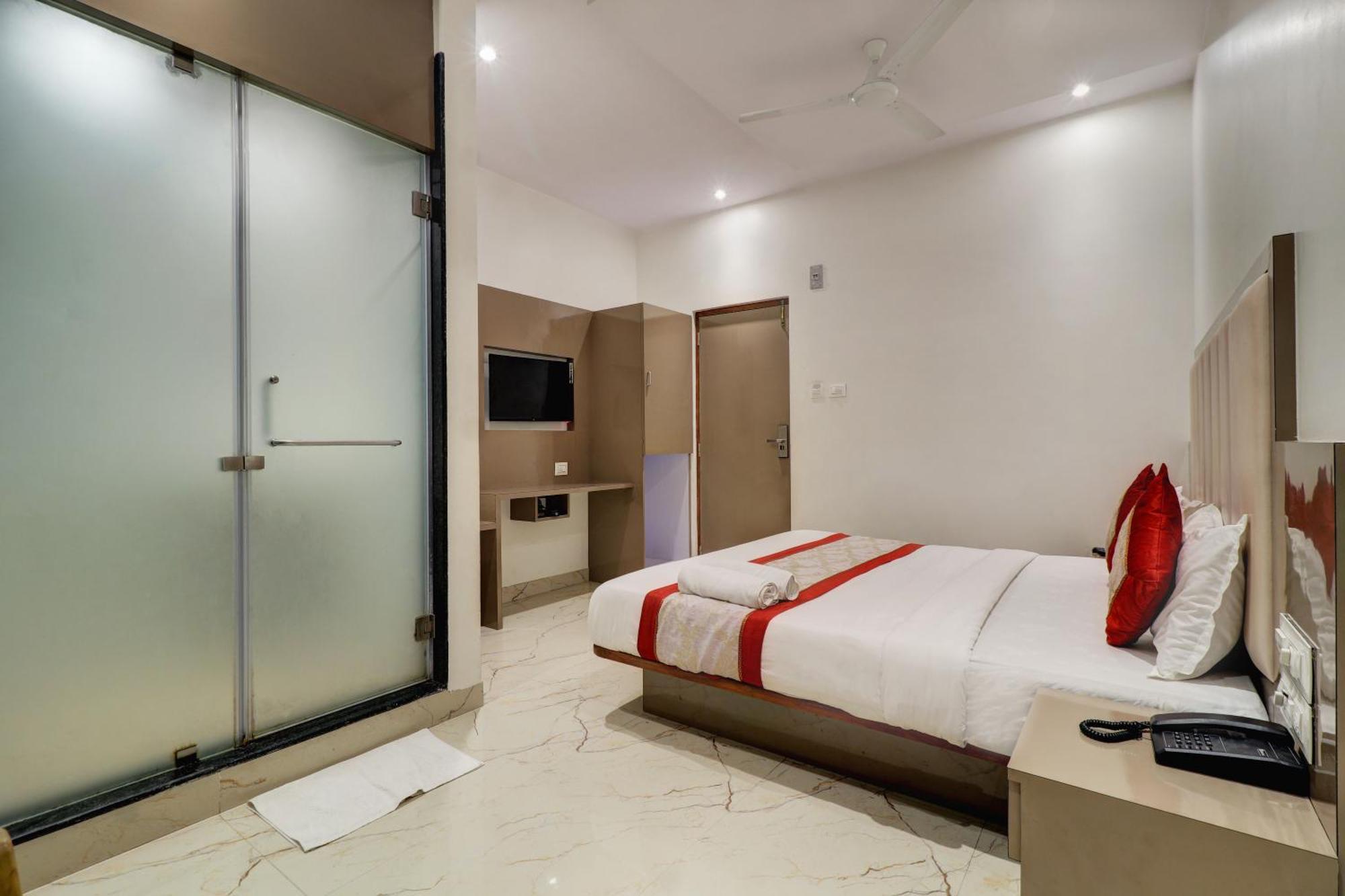 A K Hotel
