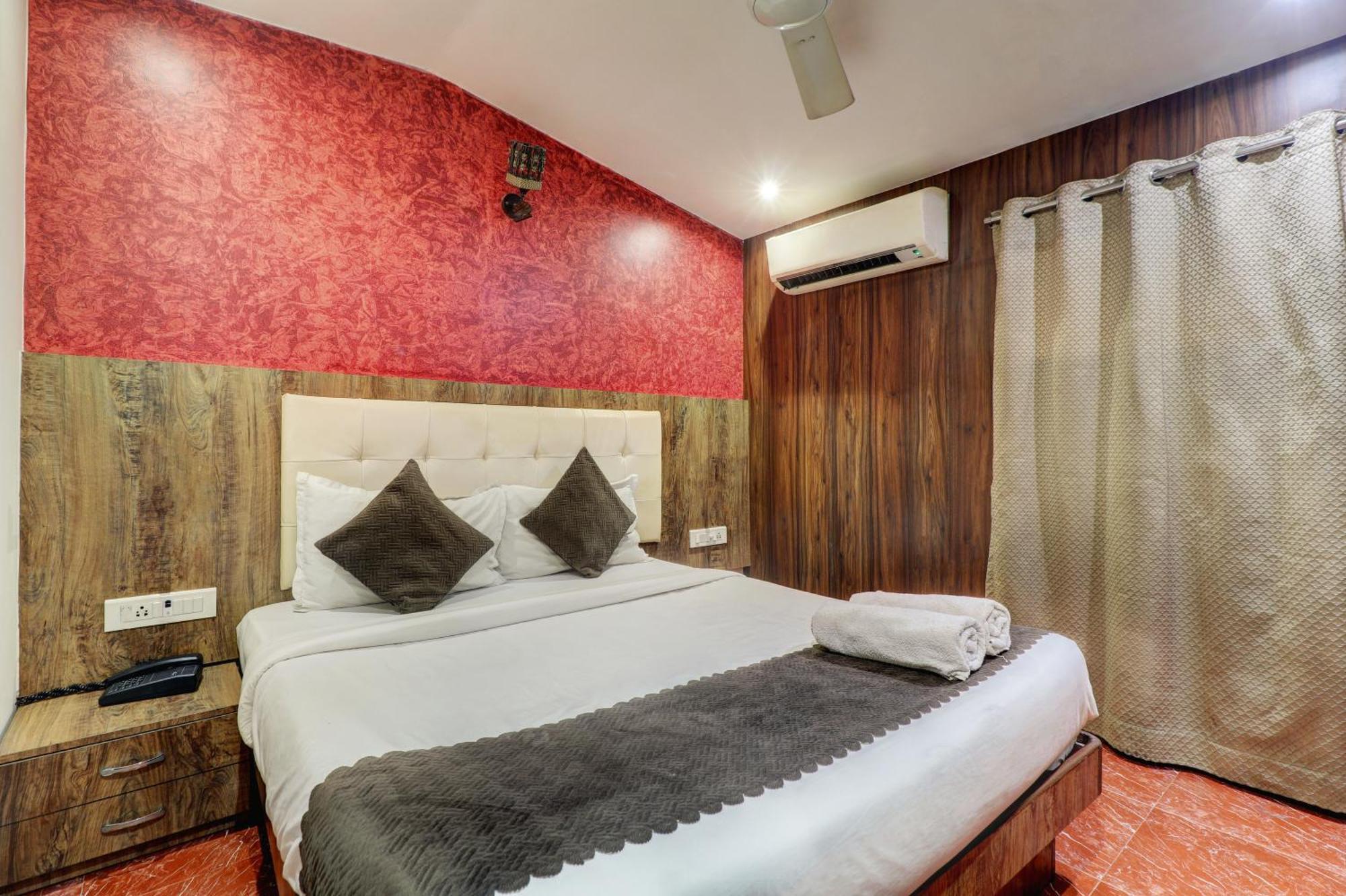 A. K. International - Hotel