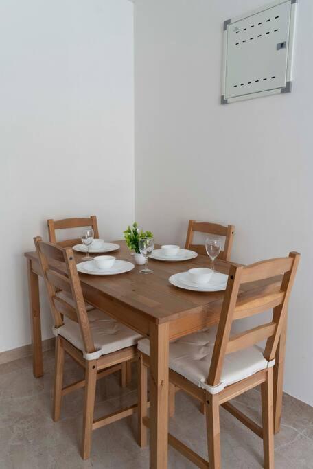 Apartment Chic, Boho Themed 1bhk Apt In Hiranandani Powai *
