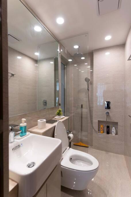 Chic, Boho Themed 1bhk Apt In Hiranandani Powai * Mumbai