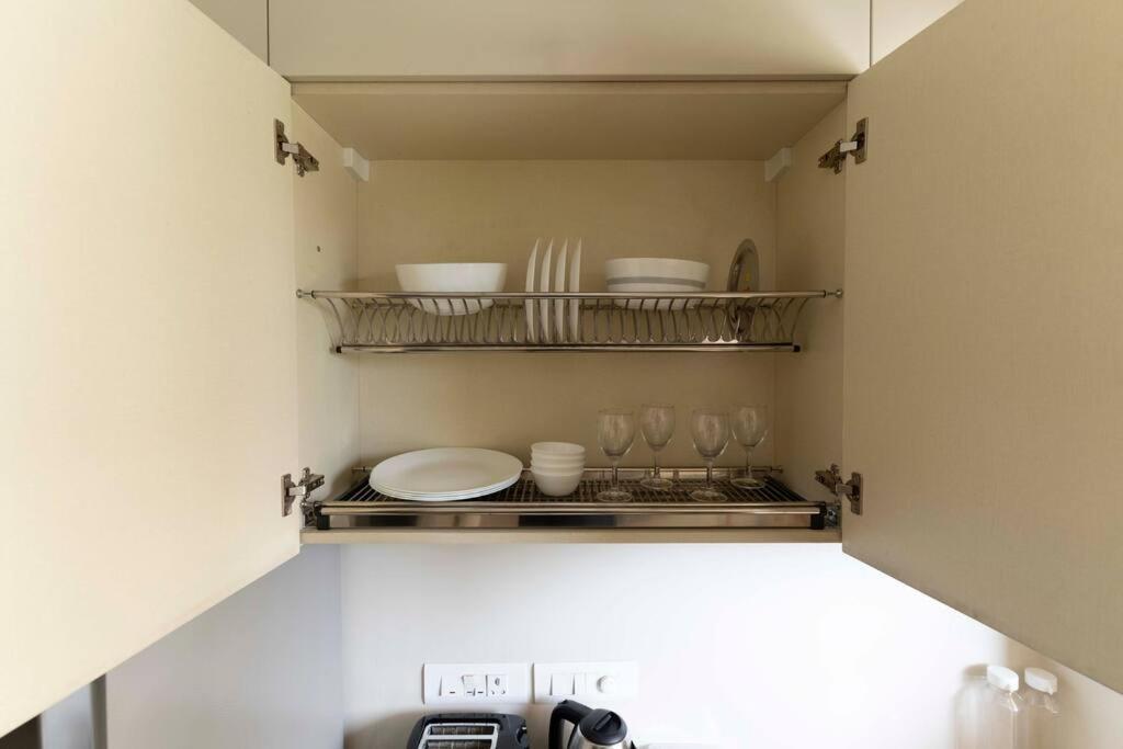 Chic, Boho Themed 1bhk Apt In Hiranandani Powai Apartment *