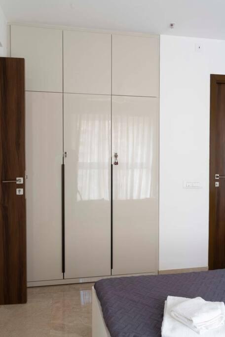 Chic, Boho Themed 1bhk Apt In Hiranandani Powai * Mumbai