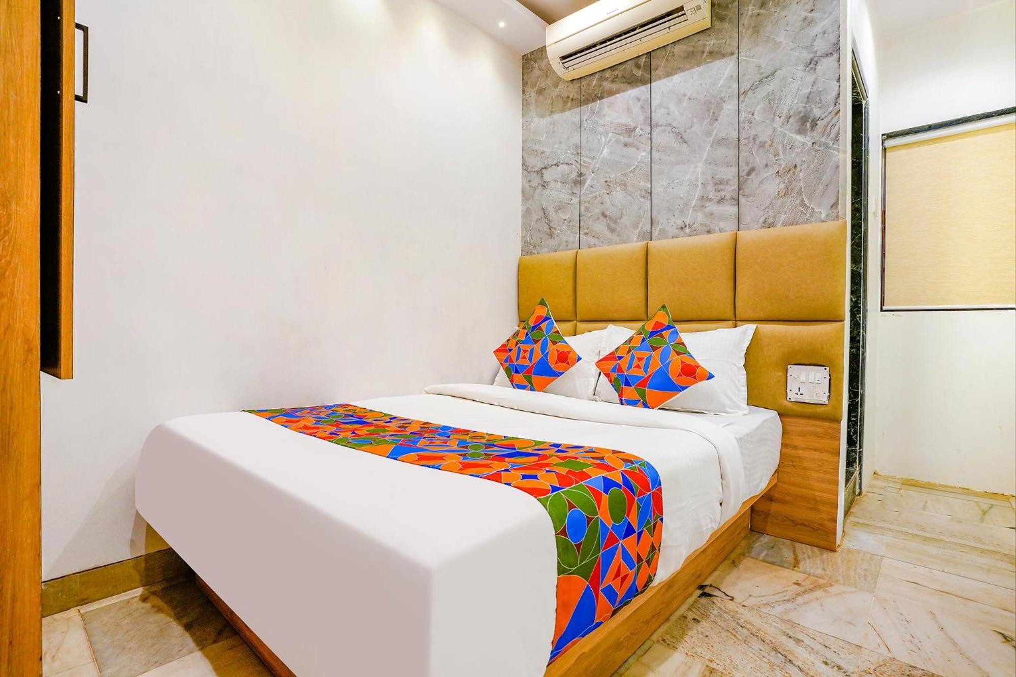 Fabexpress New Deepak - Nr & Csmt Station Hotel Mumbai