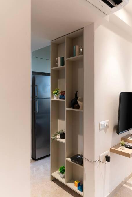 Ambient, Stylish 1bhk In Hiranandani Powai *