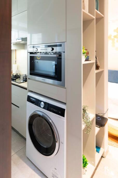 Ambient, Stylish 1bhk In Hiranandani Powai * Mumbai