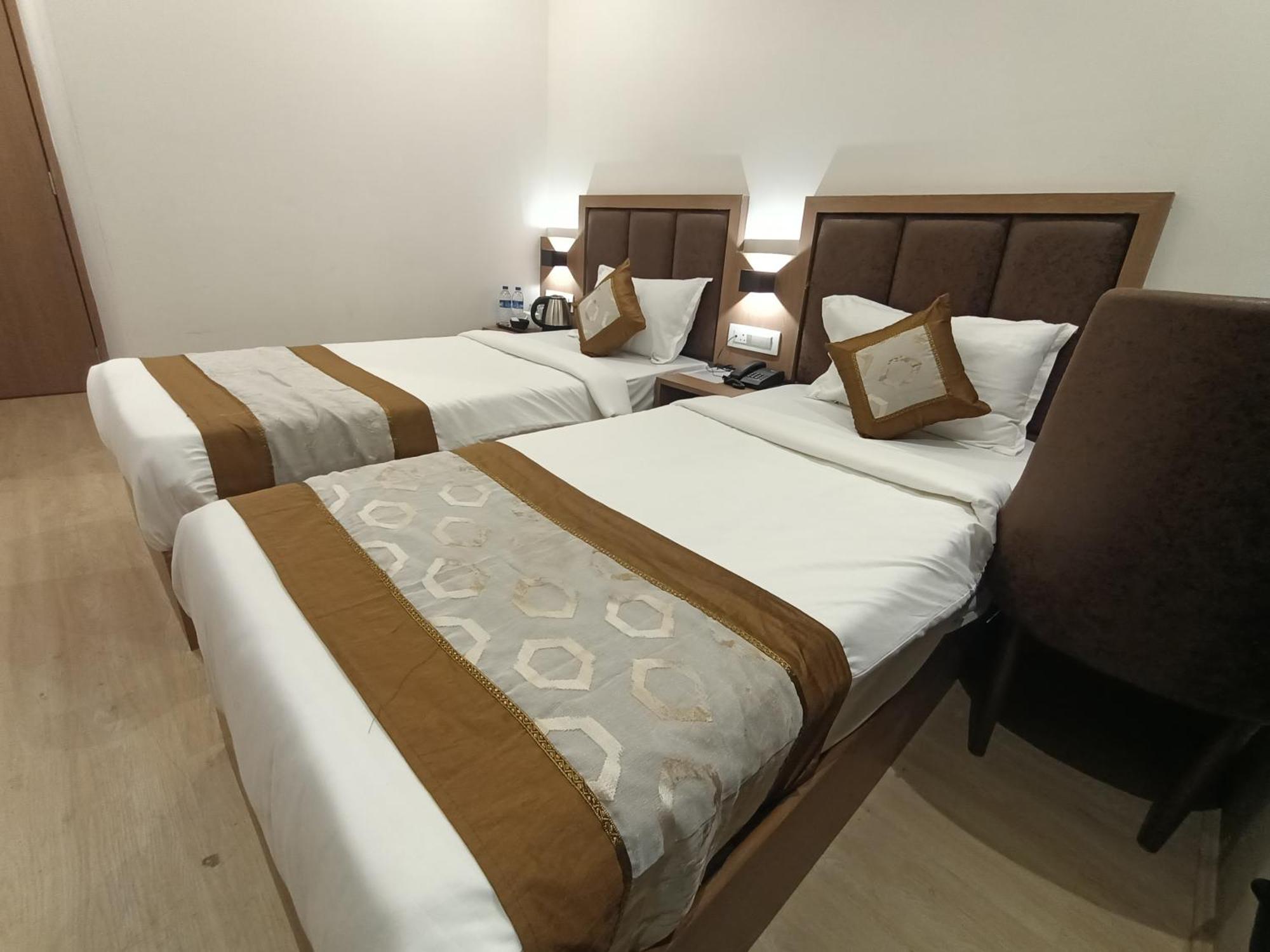 Beverly Palace Santacruz - Near Bkc - Airport T1 Hotel Mumbai