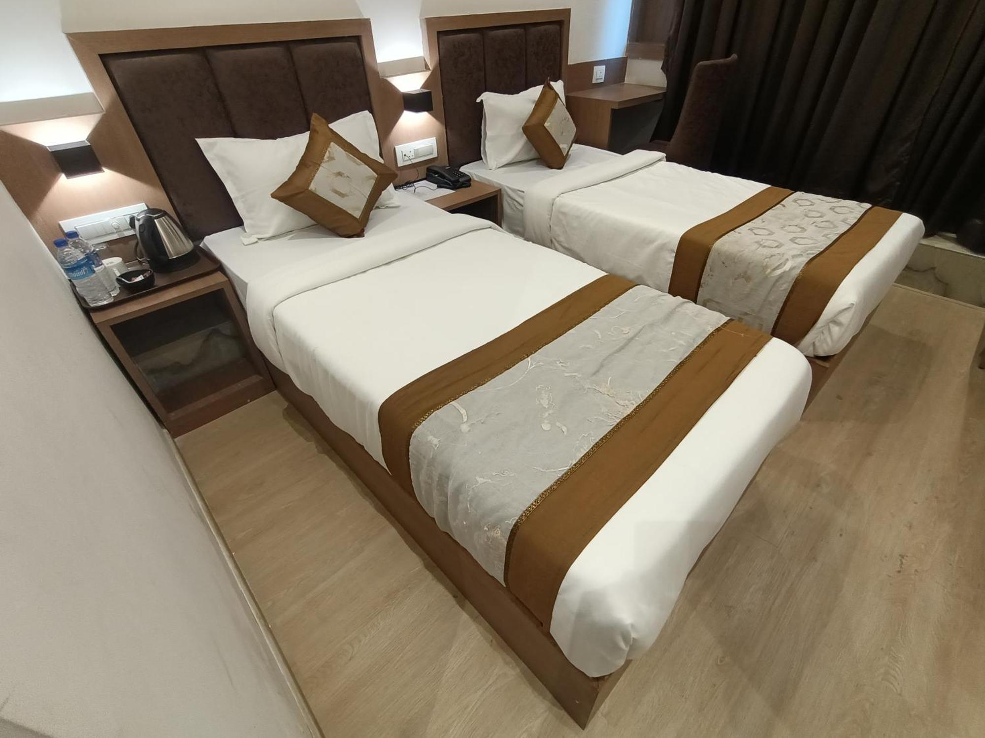 Beverly Palace Santacruz - Near Bkc - Airport T1 Hotel Mumbai