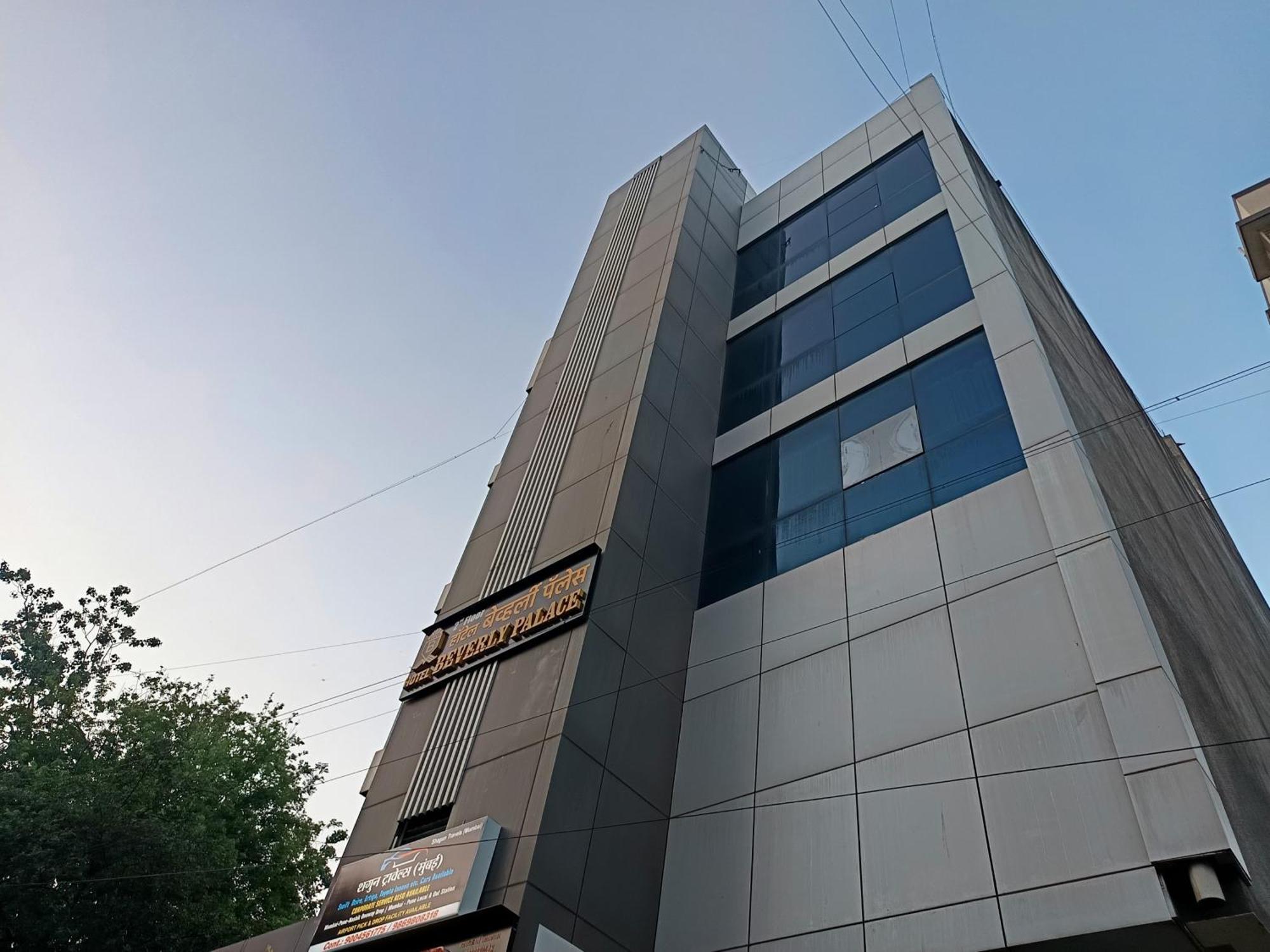 Beverly Palace Santacruz - Near Bkc - Airport T1 Hotel Mumbai
