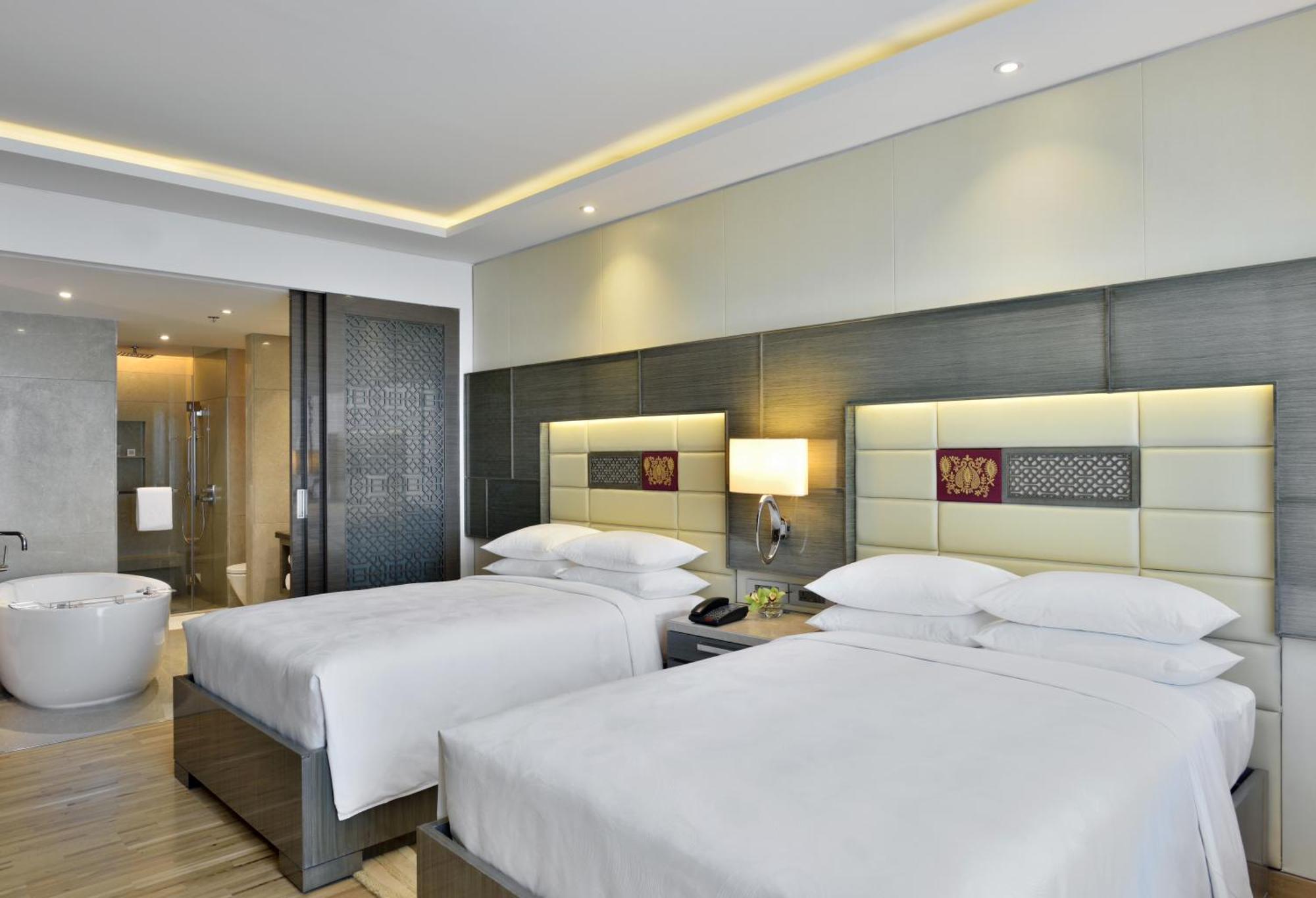 Jw Marriott Sahar Airport Hotel