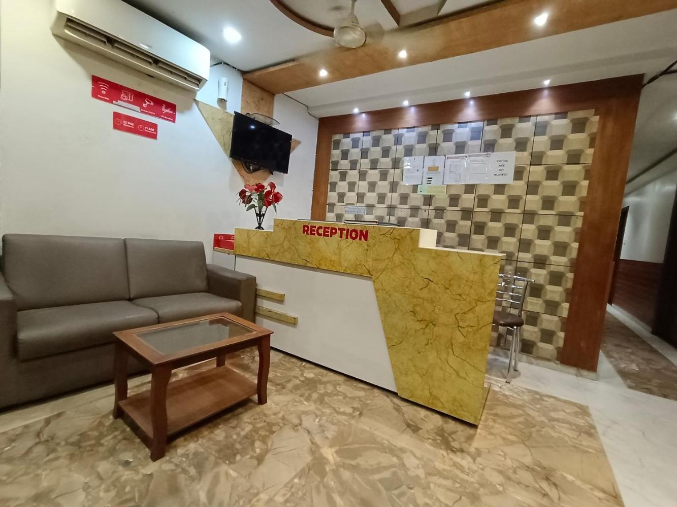 Time Gold Near Domestics Airport Guest house Mumbai