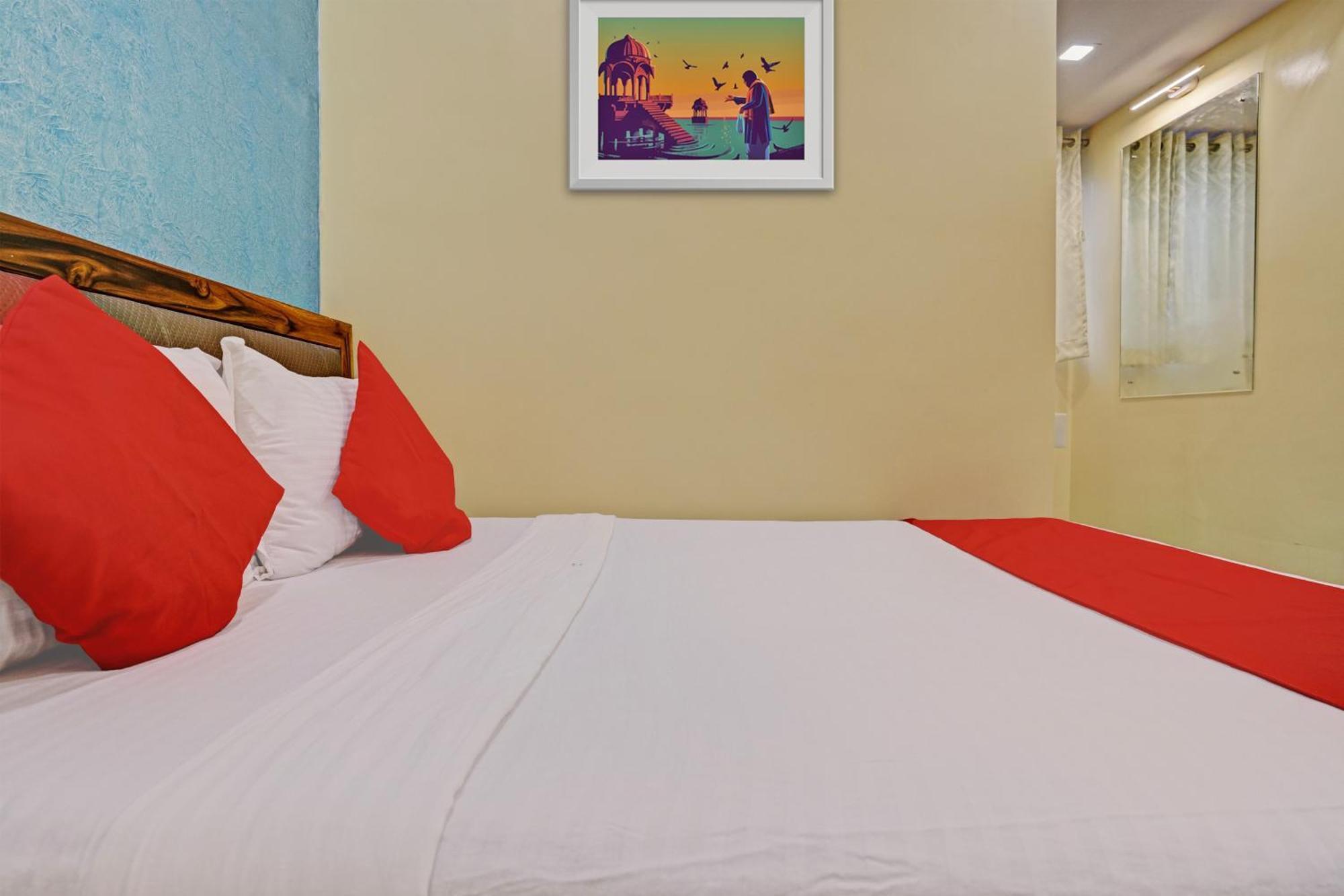 Hotel Oyo Flagship Nine Hills Mumbai