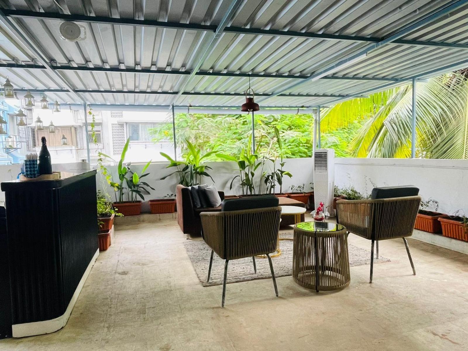Luxe-bnb Near Airport Homestay *