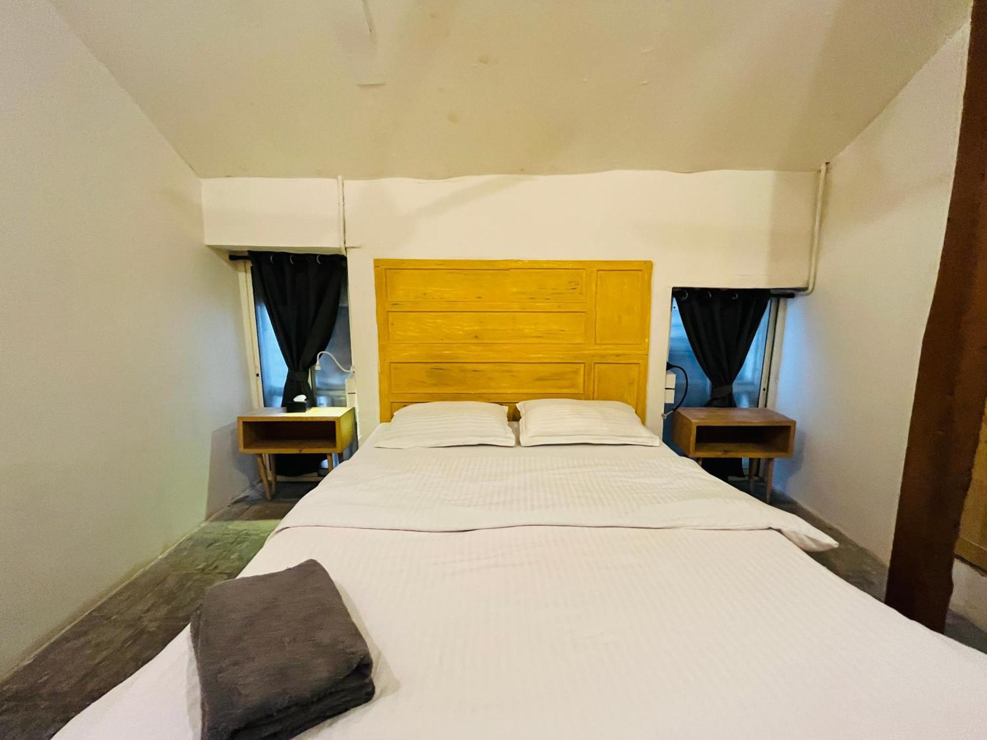 Rose 3bhk Bandra W By The Company - Eco Apartment Mumbai