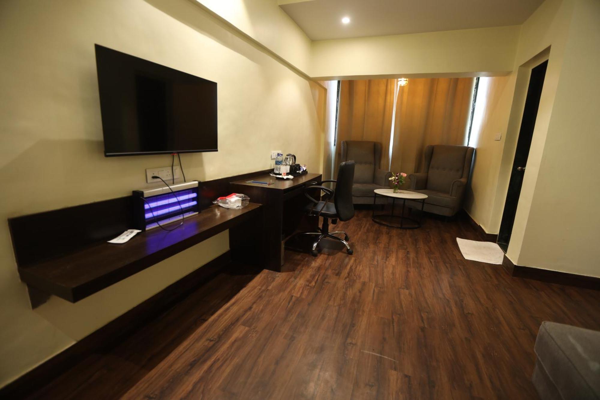 Hotel Country By Kempinski And - International Airport