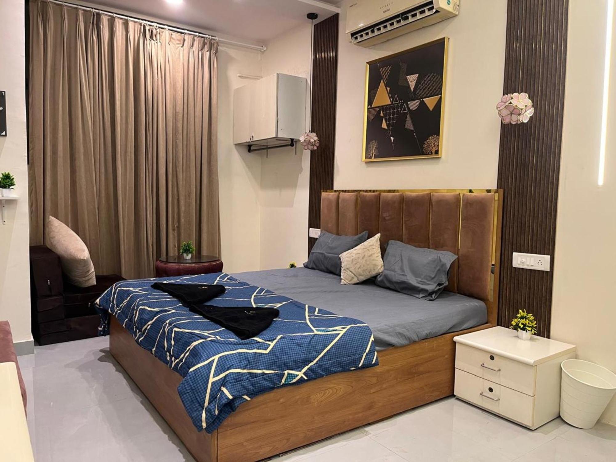 Ivy Splendour Private B, Oshiwara * Mumbai