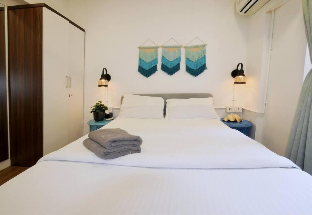 Tori 1bhk Bandra W By The Company Apartment *