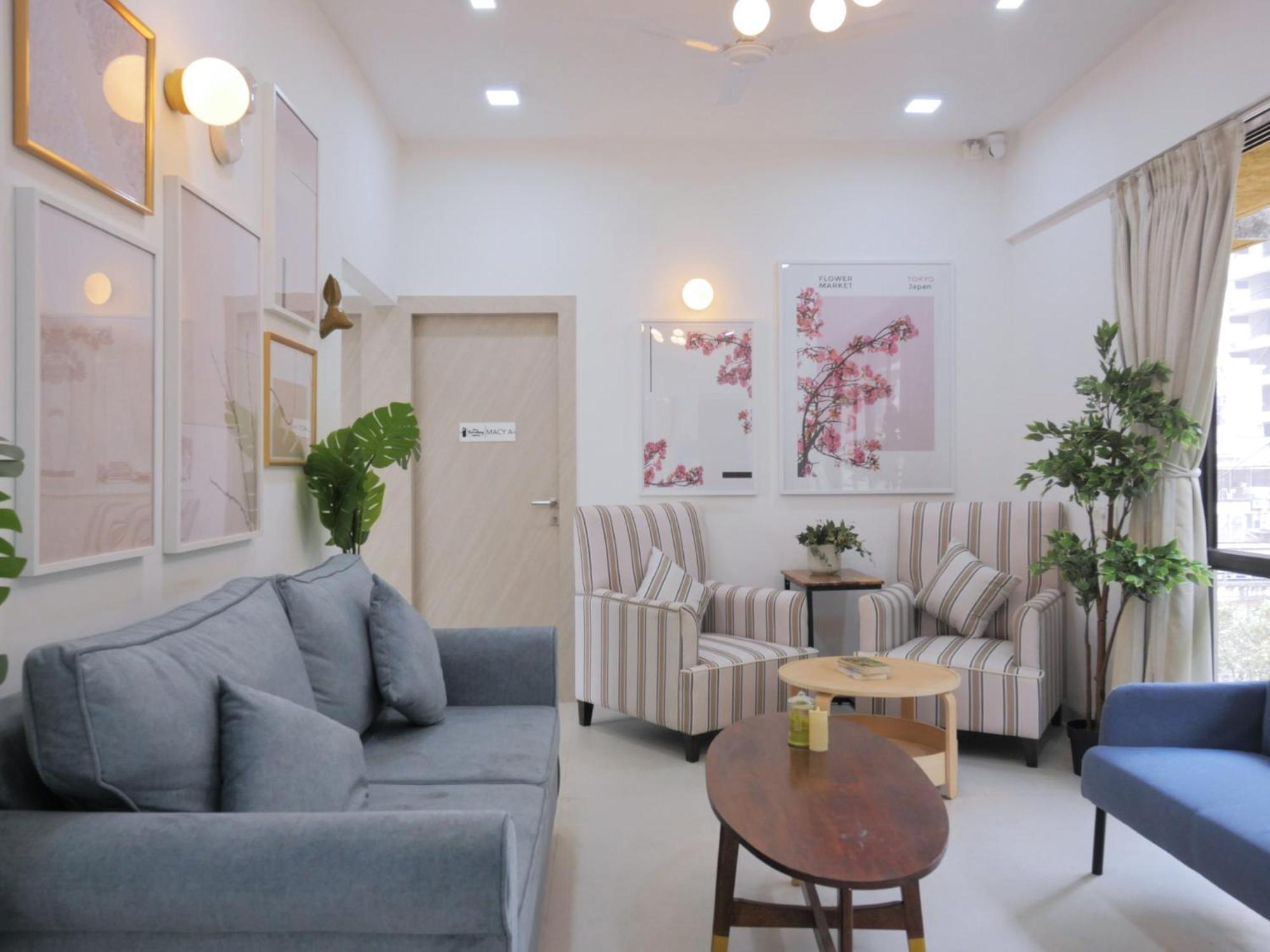Gj Premium Shared Bandra W * Mumbai