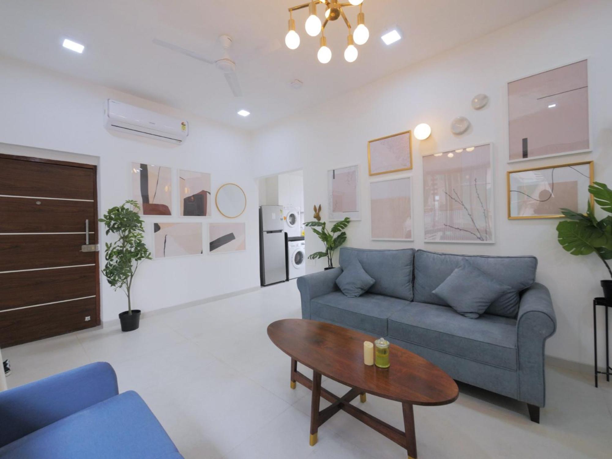 Gj Premium Shared Bandra W Homestay