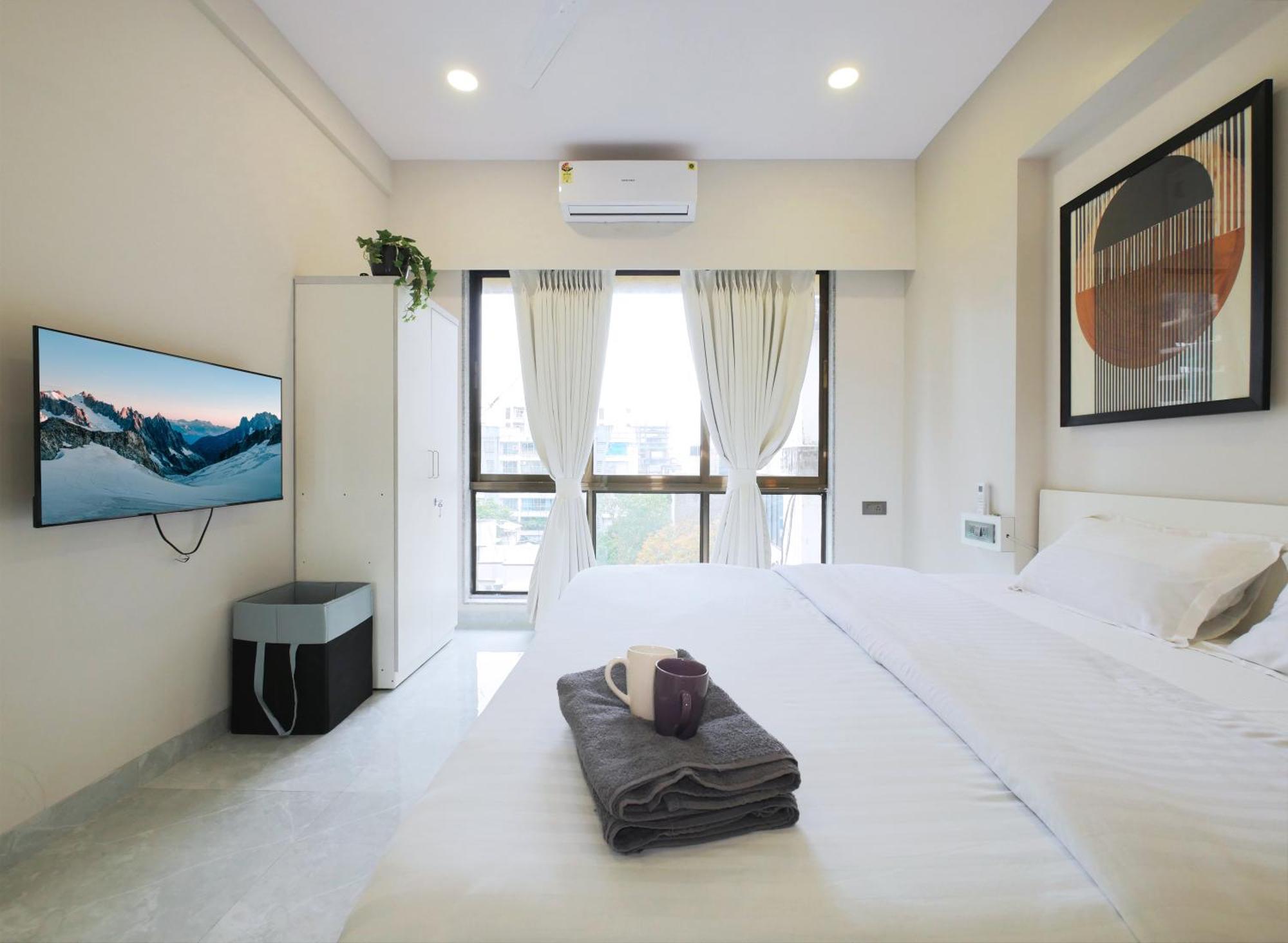 Gj Premium Shared Bandra W * Mumbai