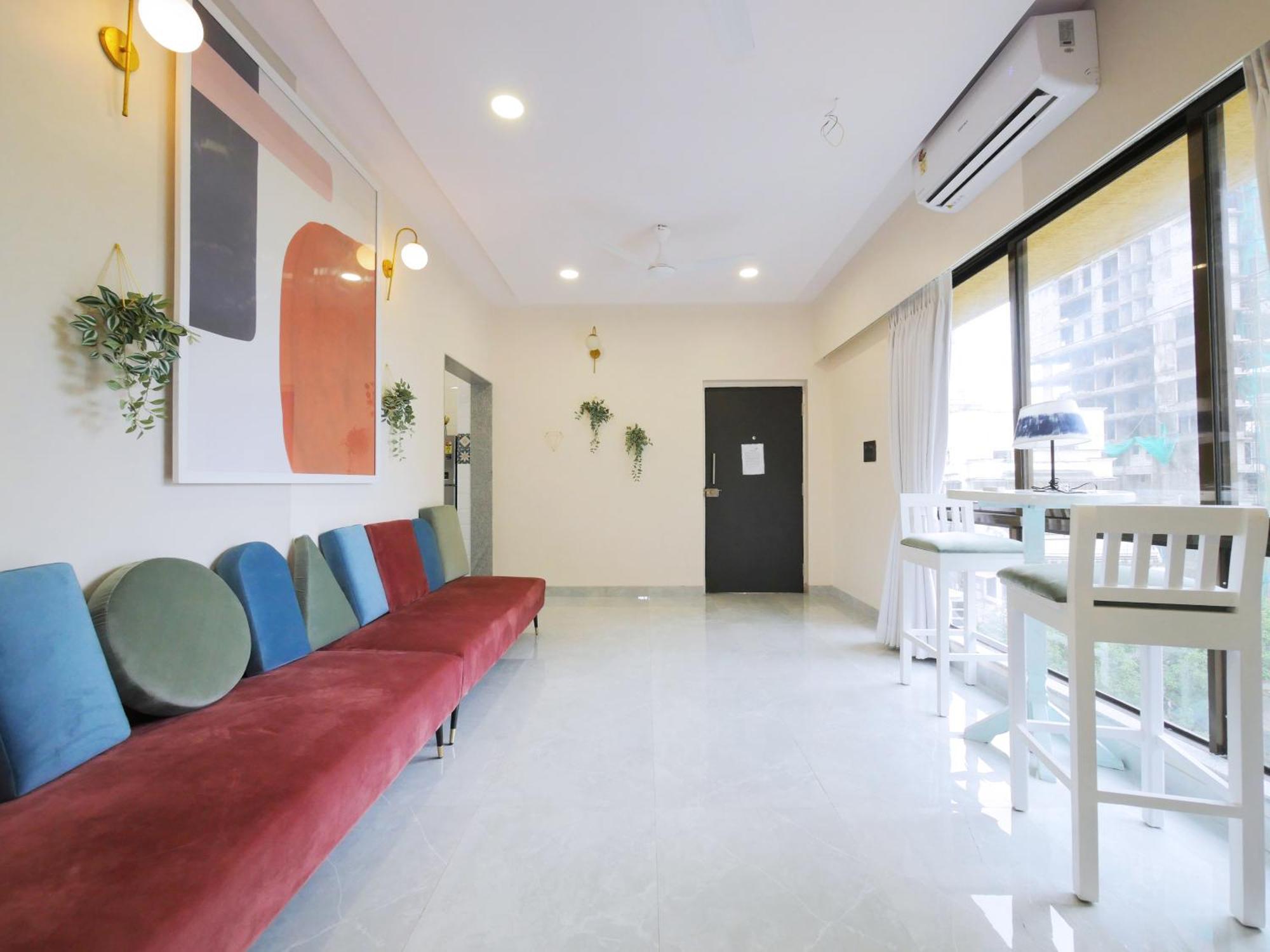 Gj Premium Shared Bandra W Homestay
