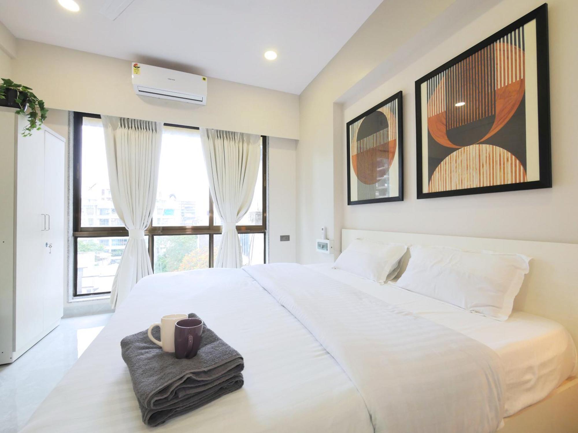 Homestay Gj Premium Shared Bandra W Mumbai