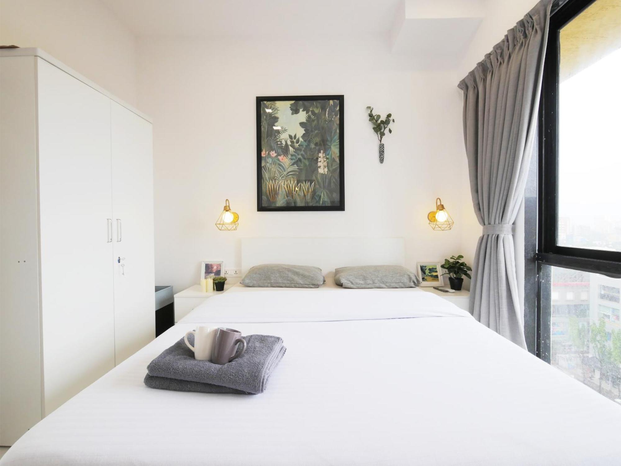 Homestay Gj Premium Shared Bandra W Mumbai