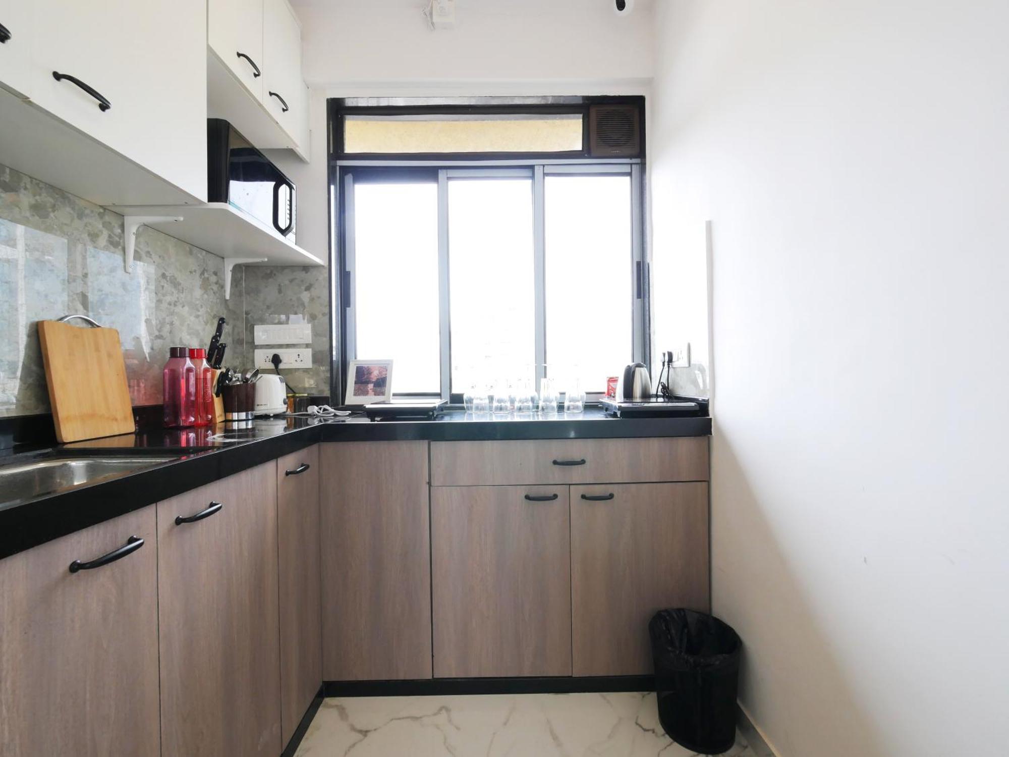 Gj Premium Shared Bandra W *