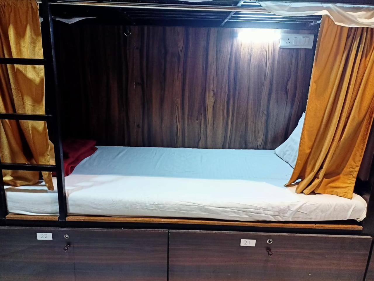 Golden View Dormitory Mumbai