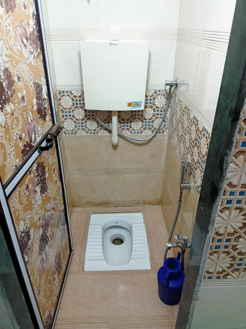 Guest house Golden View Dormitory *
