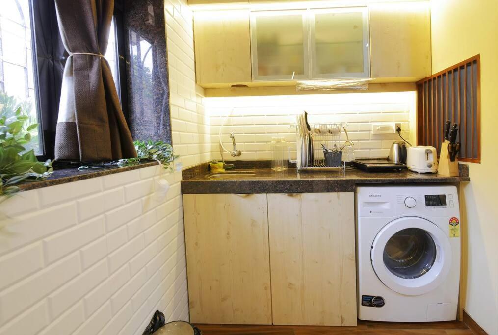 Apartment Nook Bandra W The Company - Eco Mumbai