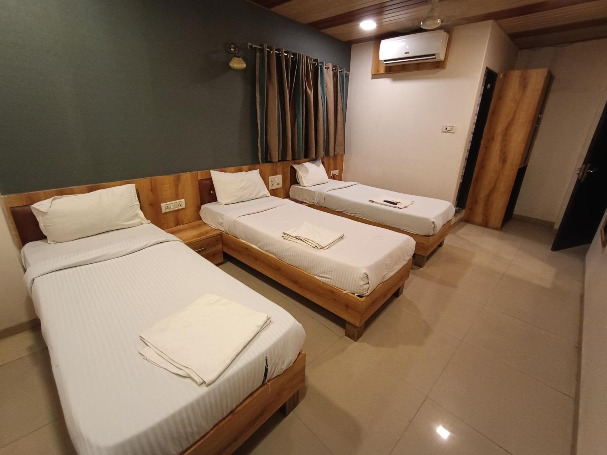 The Adore Palace - Near Airport & Visa Consultant Mumbai