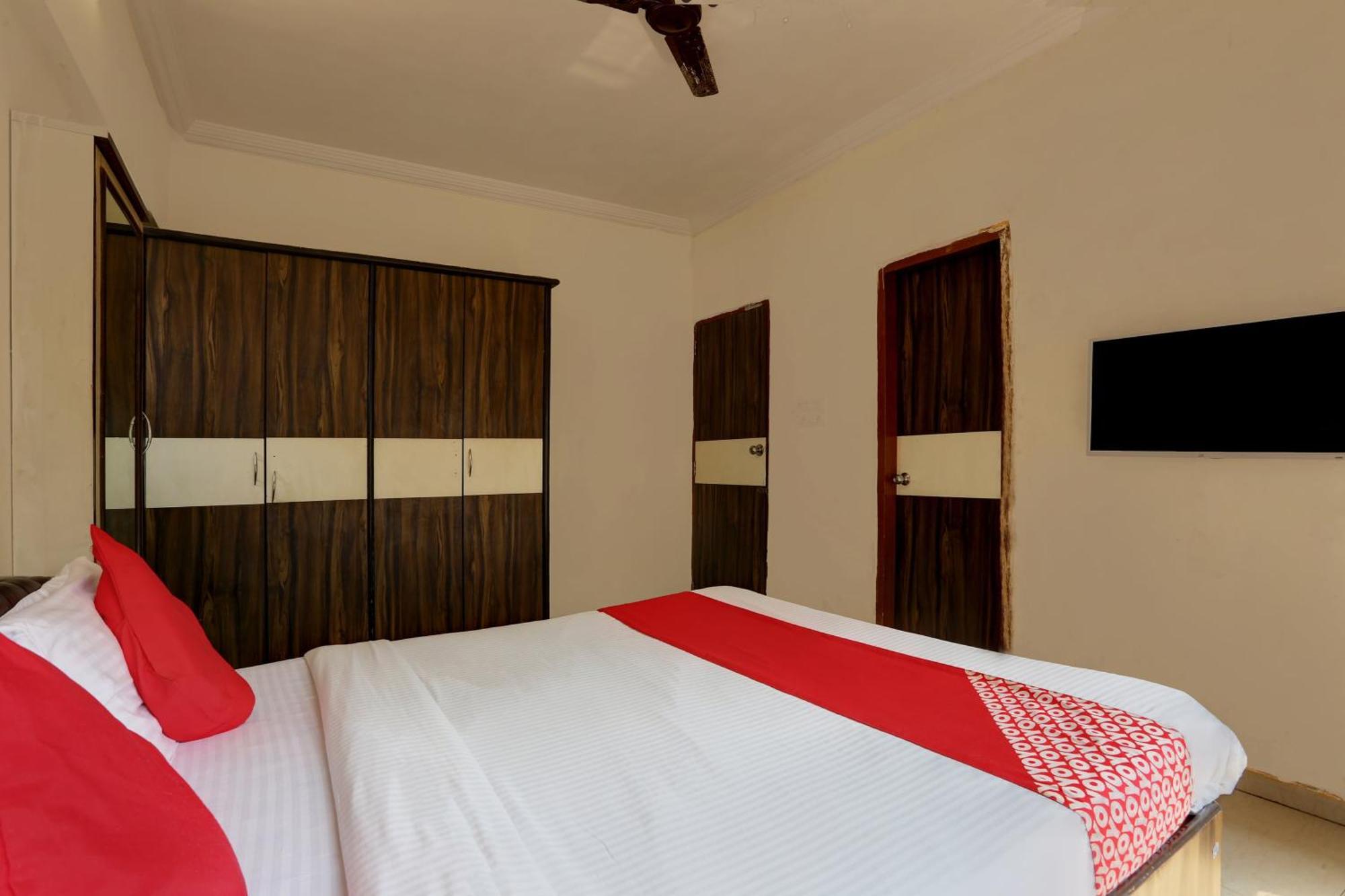 Hotel O Lal Sai Residency 4*