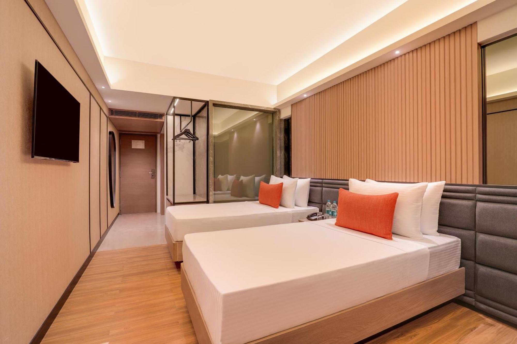 Lemon Tree Premier, Malad, 4* Mumbai
